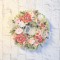 プリザーブドローズいっぱいのリース（アプリコットピンク）