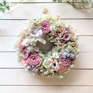 画像1: モーヴカラーのオールドローズとペッパーベリーのプリザーブドリース