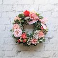 ピンクローズとカーネーションのふんわり優しい春色リース（アーティフィシャルフラワー）