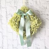 爽やかミントグリーンの紫陽花とリボンのリース（プリザーブドフラワー）