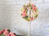 ピンクのオールドローズとふんわり紫陽花のナチュラルリース（プリザーブドフラワーリース）