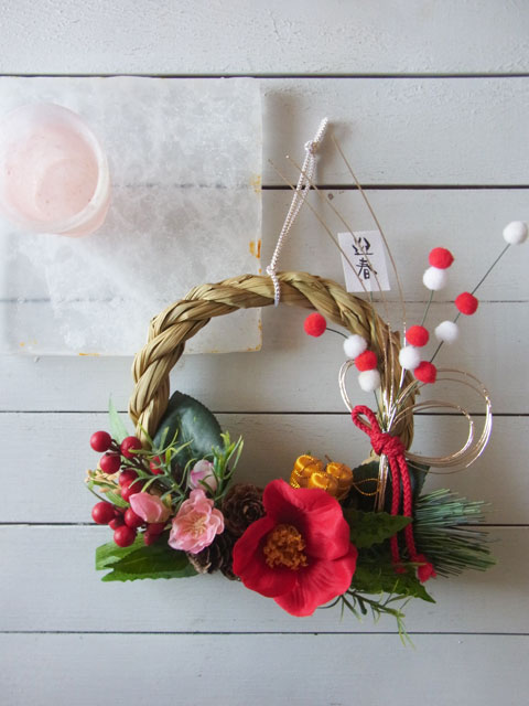 画像: 【Vine and Leafのお正月飾り】　しめなわリース（レッド×グリーン）