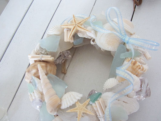 画像: ☆シェル（貝がら）のリース〔ミントブルー〕〜お誕生日やお礼などのギフトにぴったり〜