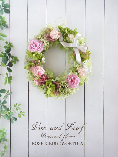 画像: プリザーブドローズとミツマタの花のリース〜長く飾れるプリザーブドフラワーリース