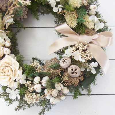 画像: シダローズとナンキンハゼのクリスマスリース〜Vine and Leaf の Christmas〜