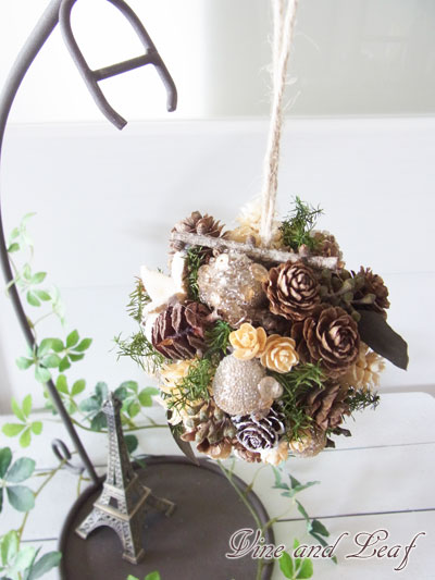 画像: 木の実のボールオーナメント<B>〜Vine and Leaf の Christmas〜