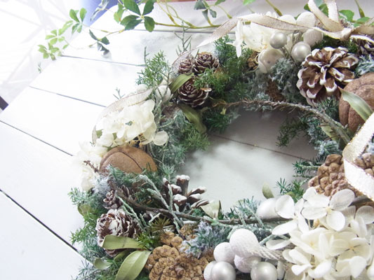 画像: パールとスノーカラマツのクリスマスリース〜Vine and Leaf の Christmas〜