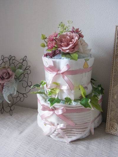 画像: 【送料無料】【おむつケーキ】出産祝いに喜ばれるアメリカ発のダイパーケーキ（フローラ）