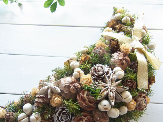 画像: 木の実とスターアニスの三日月スワッグ~☆Happy Christmas 2017☆~