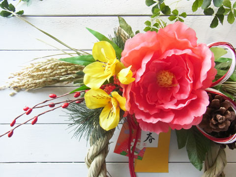 画像: ＊お正月飾り＊しめなわリース（芍薬と稲穂）[W-17185] 