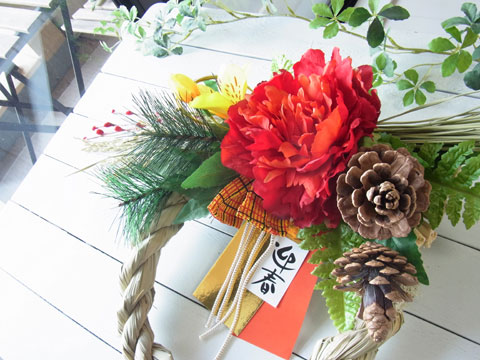 画像: ＊お正月飾り＊しめなわリース（レッド×木の実）[W-17147] 