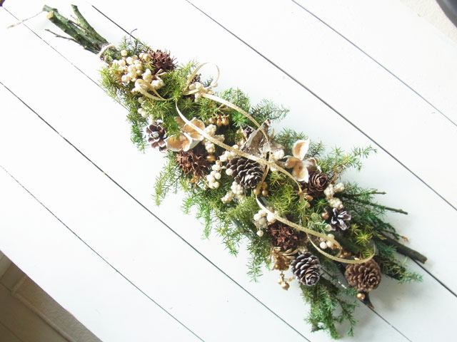 画像: 雪をかぶった木の実のスワッグ〜Happy Christmas 2020〜