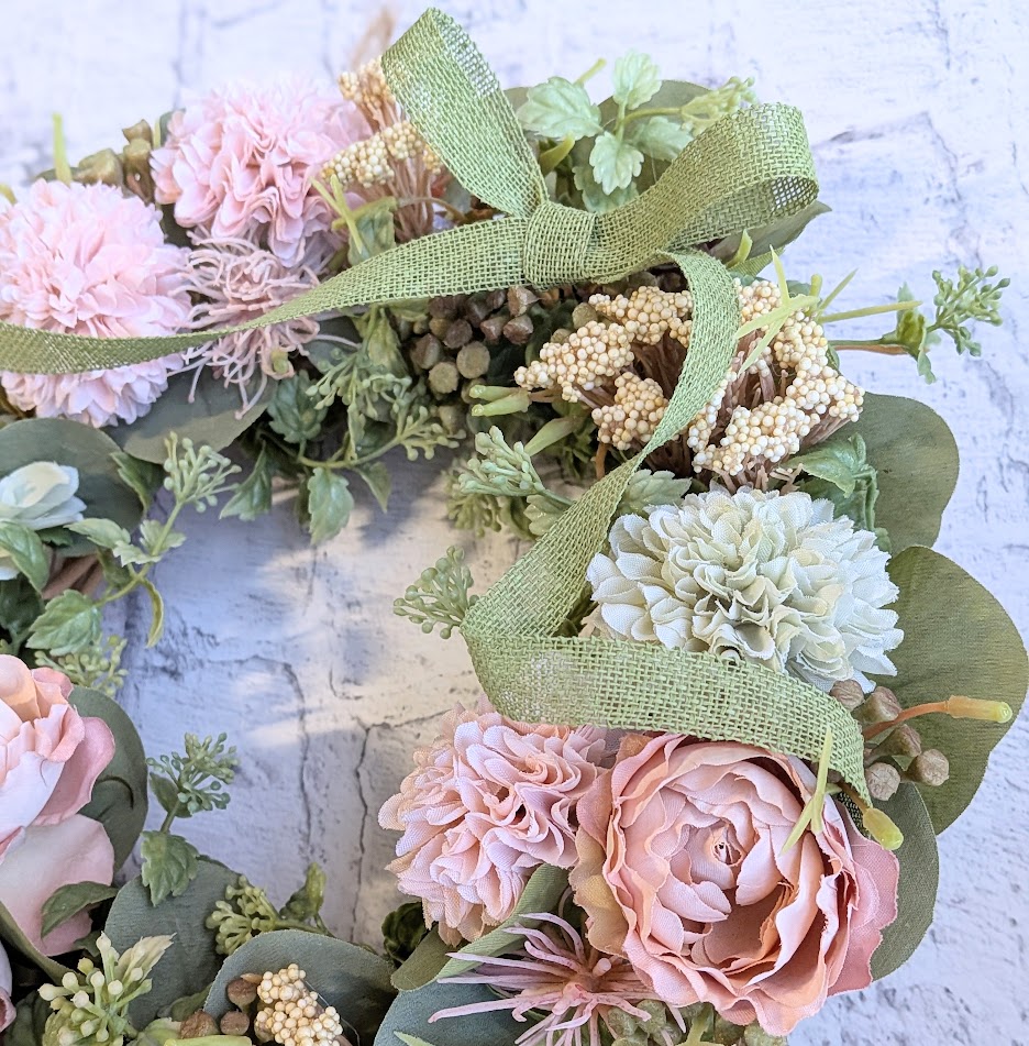 画像: バラとマムのアーティフィシャルフラワーリース