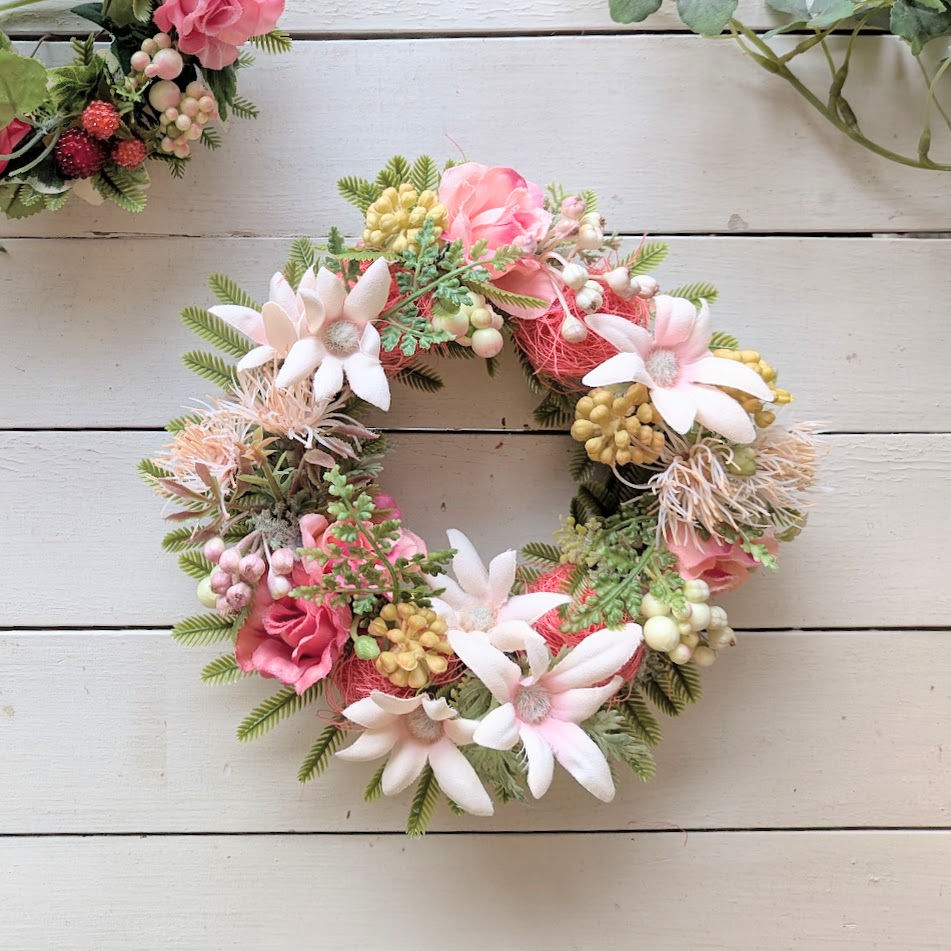 画像: フランネルフラワーとピンクローズのアーティフィシャルフラワーリースとミニリース（2点セット）