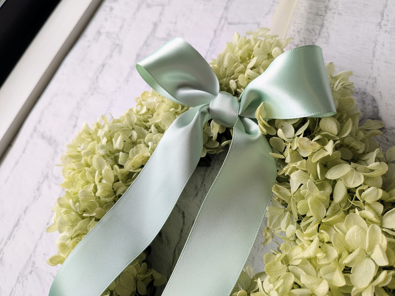 画像: ピンクローズとカーネーションのふんわり優しい春色リース（アーティフィシャルフラワー）